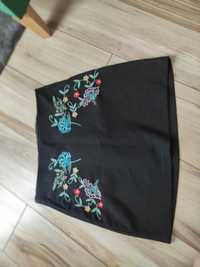 Spódnica M  czarna kwiaty