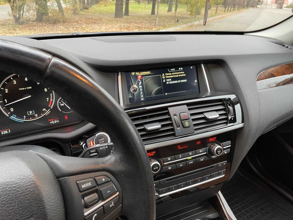 BMW X3F25 • 35i AT  xDrive