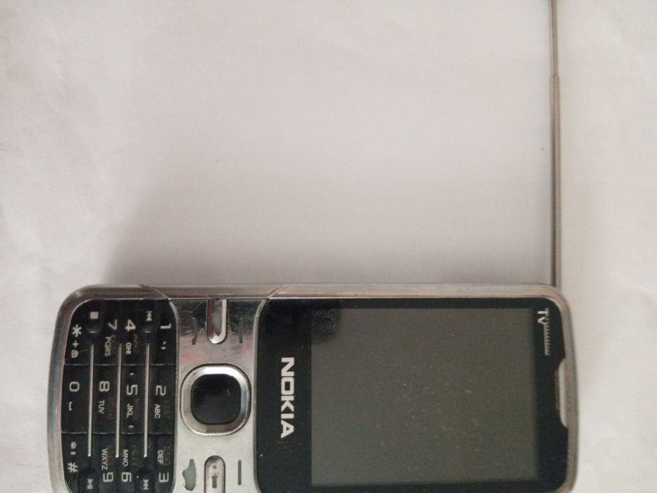 Телефон Nokia 2 сим-карты + карта памяти ,2 динамика , ТВ