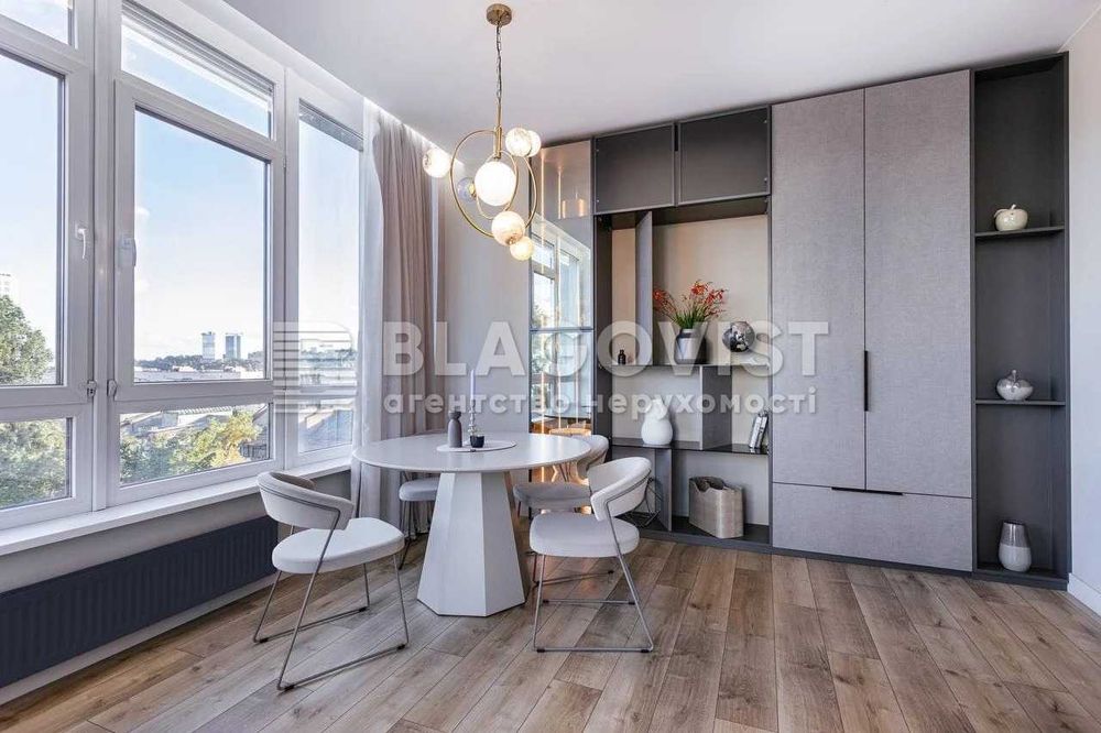 2 к квакртира вул Жилянська 68 Голосіївський р-н