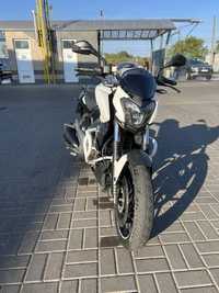 Bajaj dominar 400