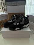 Buty JordanAirJordan4Retro White Thunder sportowe rozmiar.38
