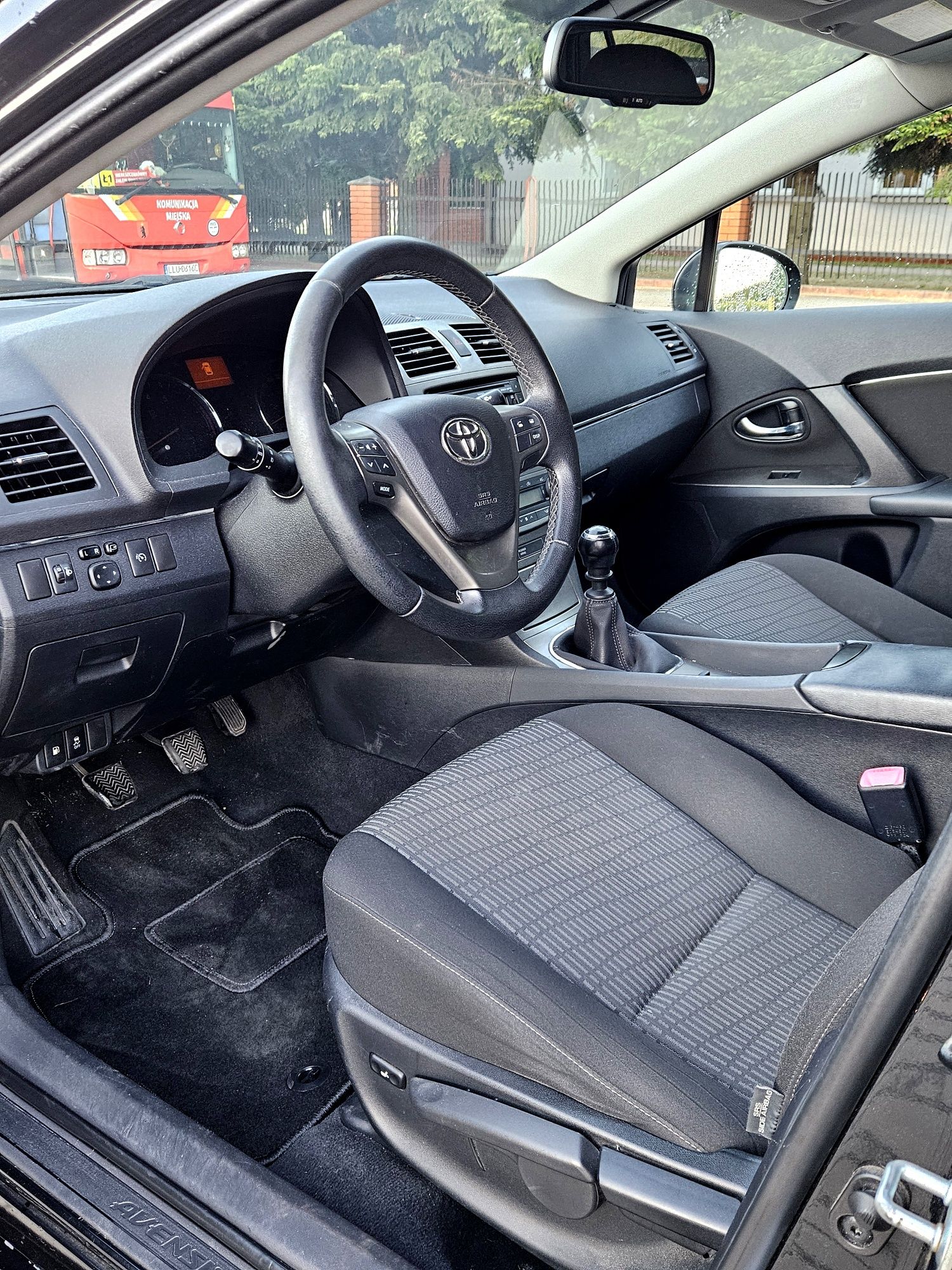 Toyota Avensis 2011r. 1.6 Benz.