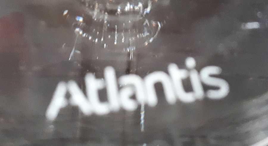 Cálices de cristal Atlantis sem uso