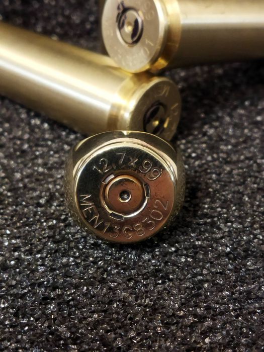 Зроблено із гільзи.
Вага 14.7 гр.
Розмір 20.0
Ціна 1.600 грн.