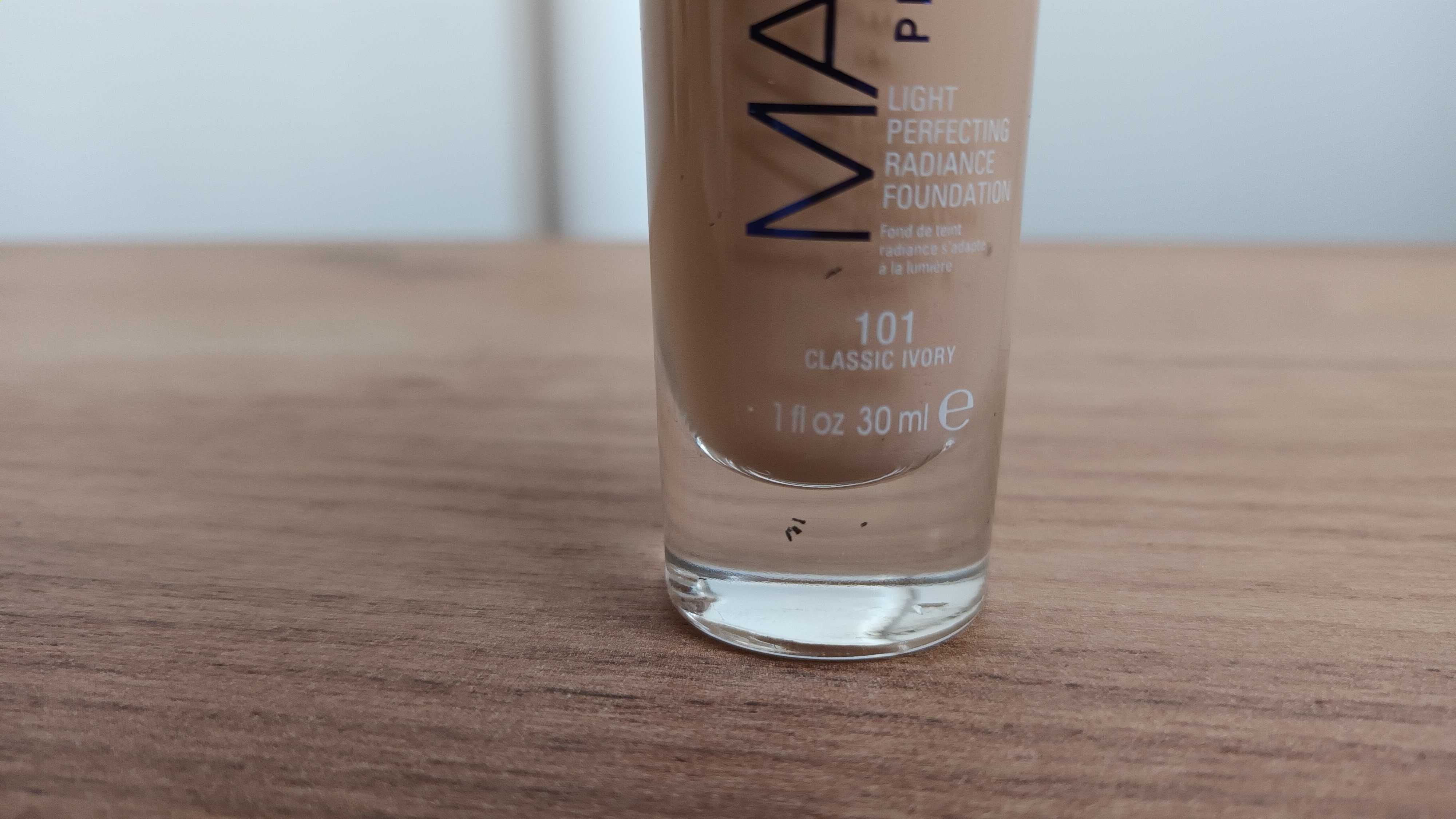 Podkład Rimmel 101 Classic Ivory
