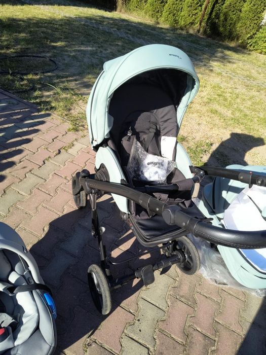 Wózek Milu Kids 2w1 z nosidełkiem
