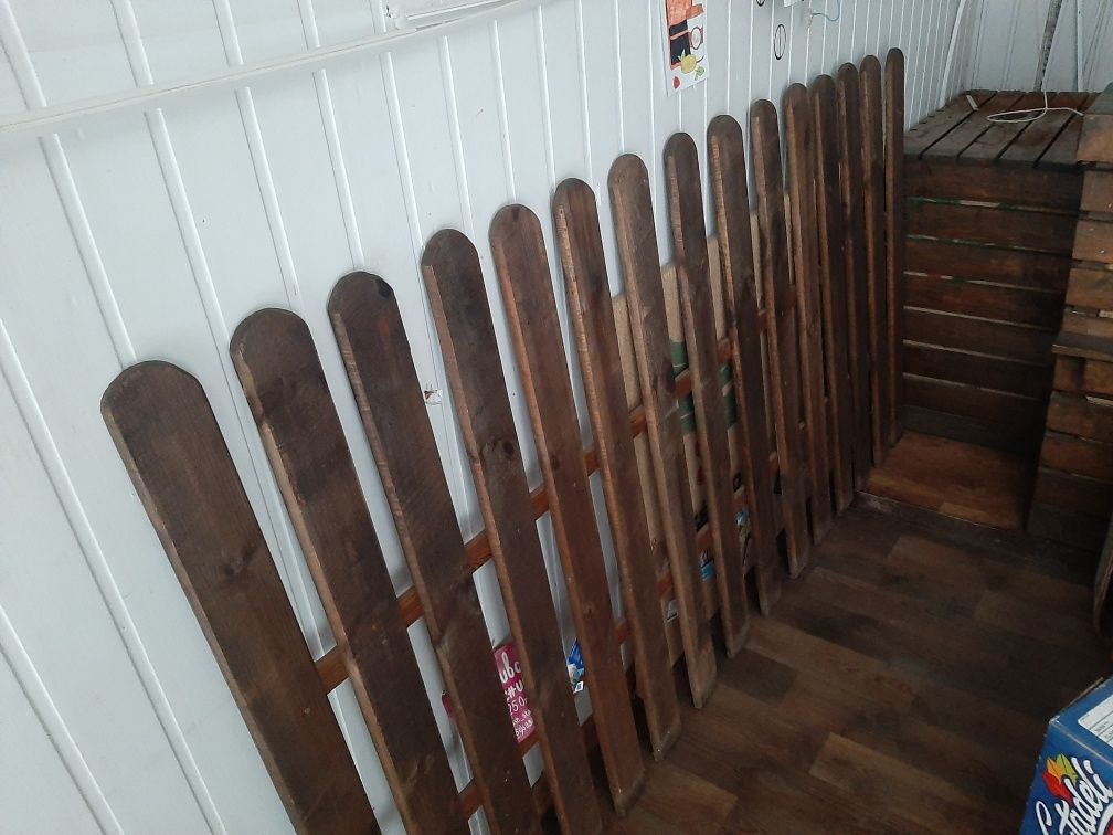Продам комплект для кофейни Барная стойка, стулья, стол, Все из дерева
