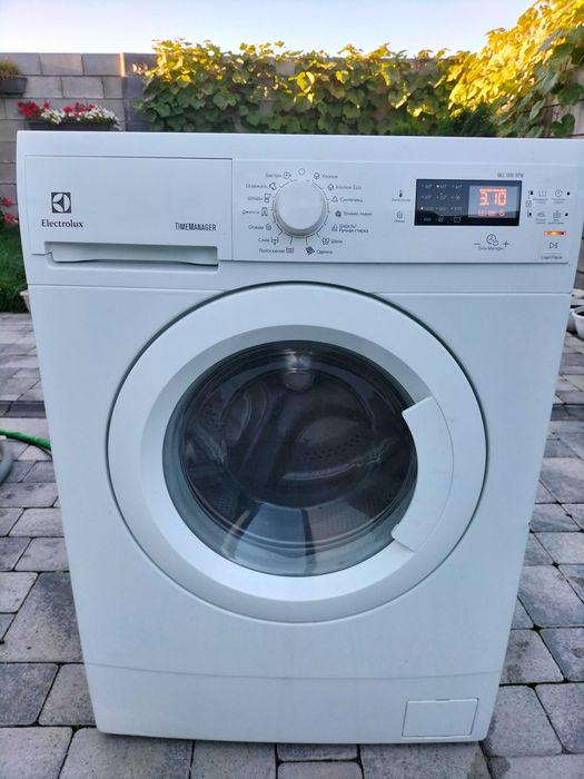 пральна машина електролюкс 6кг