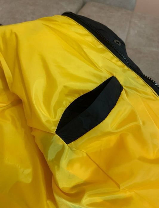 пуховик corteiz кортез куртка(маломірний)

Розміри: 2XL(маломірить на