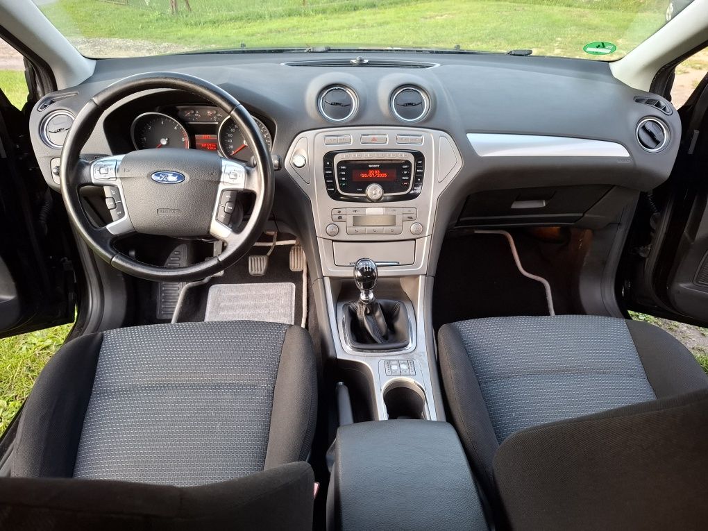 Ford Mondeo mk4 2.0TDCI 140 km Niski Przebieg Klimatyzacja Godny Uwagi