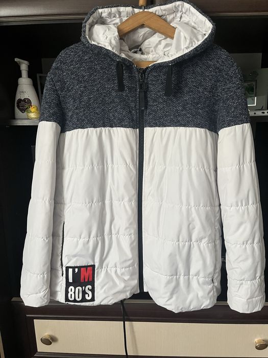 Осіння куртка жіноча