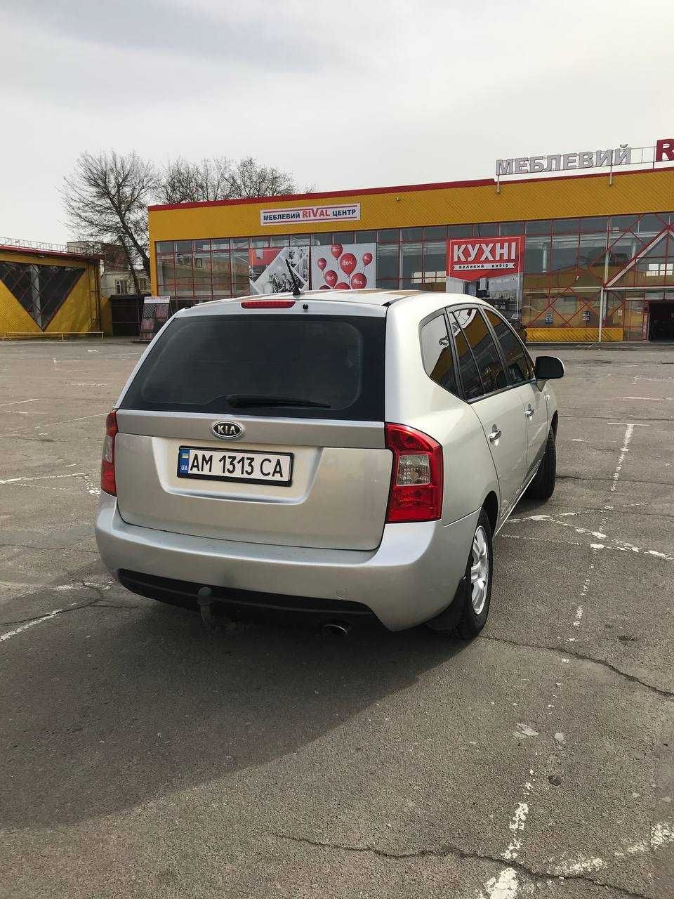 Kia carens 2006 2.0 автомат газ/бензин