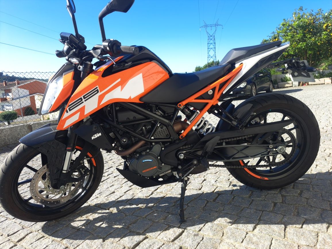 KTM 125 DUKE 2019