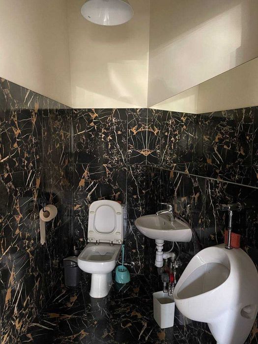 Оренда приміщення на вул. Хмельницького