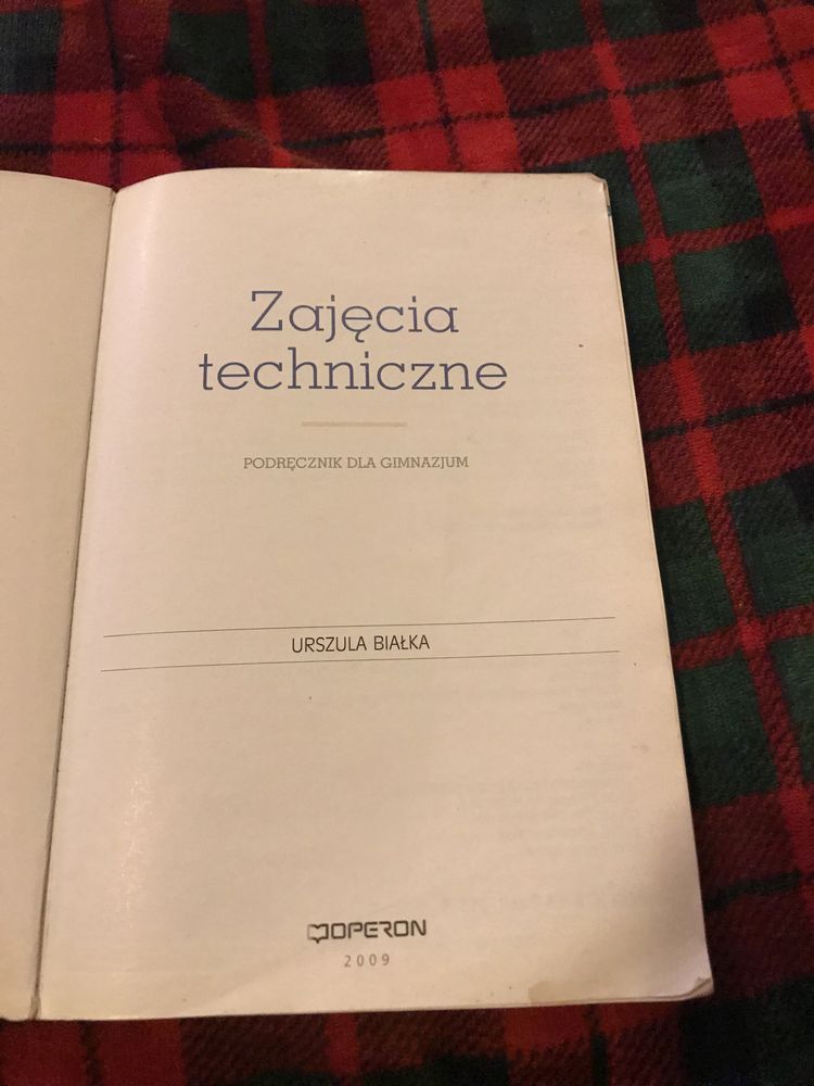 Świat muzyki - podręcznik do gimnazjum - W. Panek - klasy 1-3