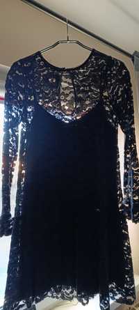 Sukienka czarna koronkowa