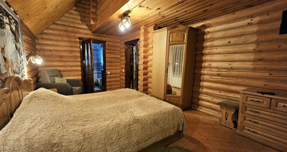 Котедж в Карпатах з басейном. Будинок в Мигово, оренда