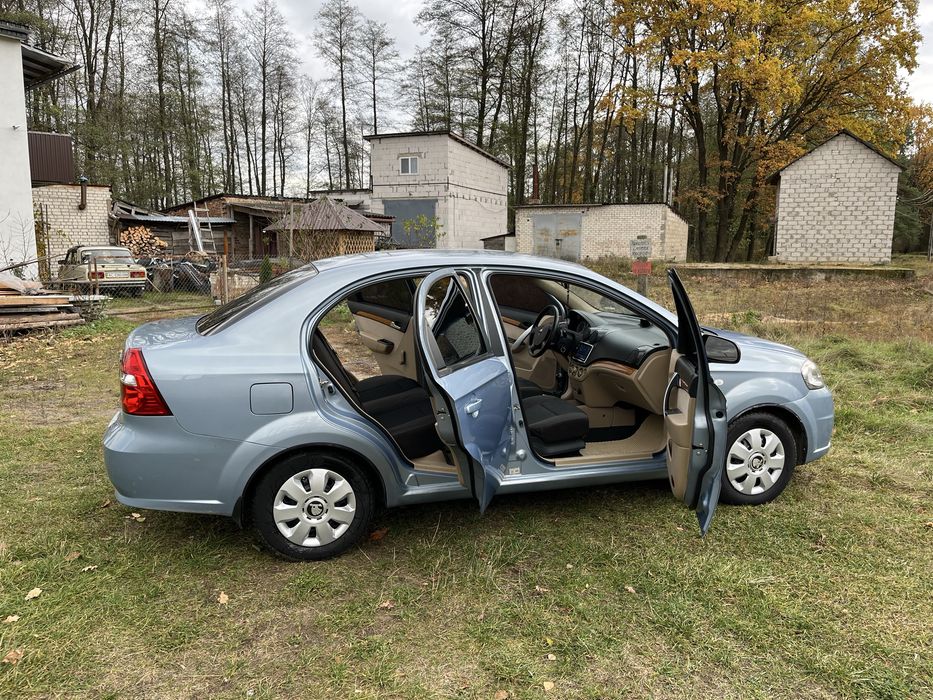 Шевроле Авео 2008 р гарний стан