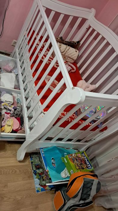 Дитяче ліжечко універсальне