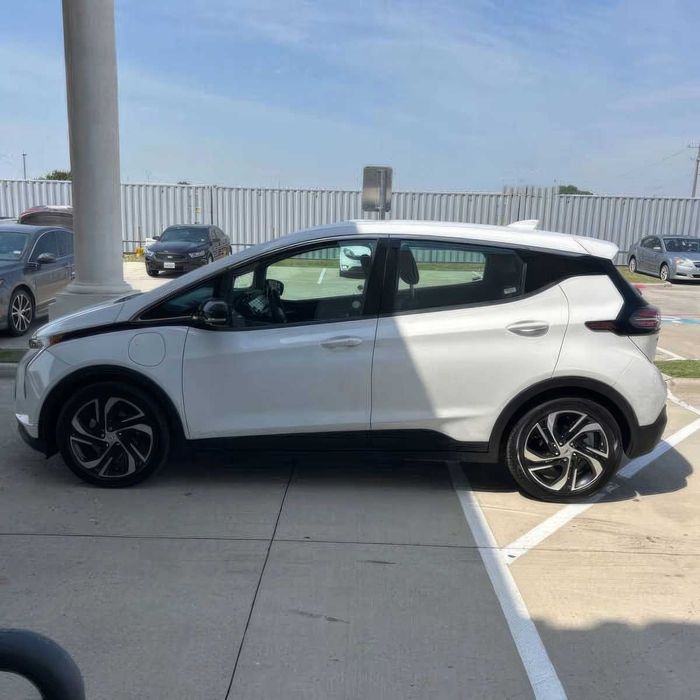 Chevrolet Bolt EV 2LT      2023