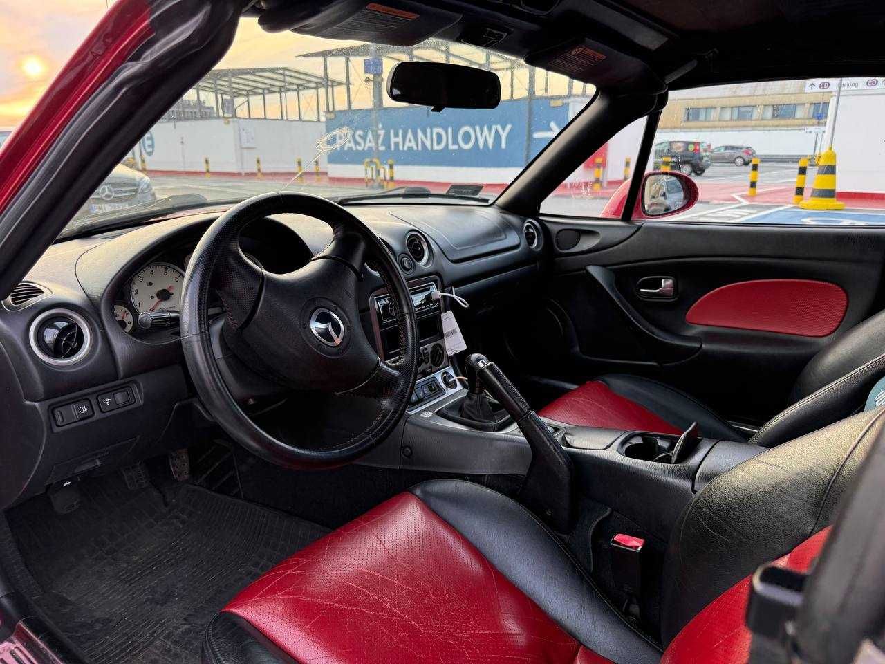 Mazda MX-5 1.6 16V