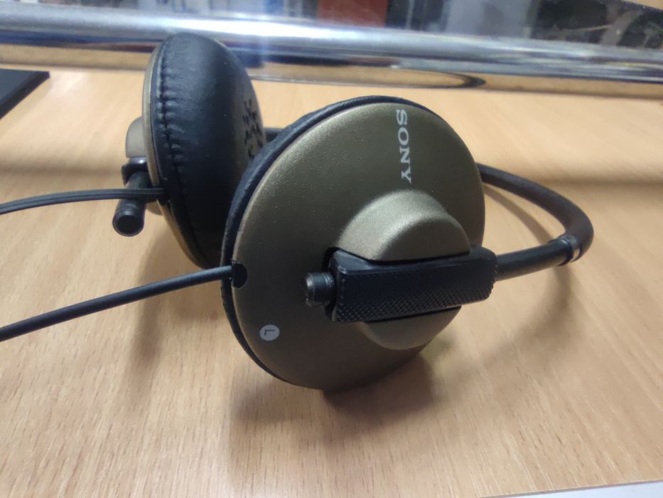 Unikatowe słuchawki Sony MDR-570LP  komis Madej Tarnów