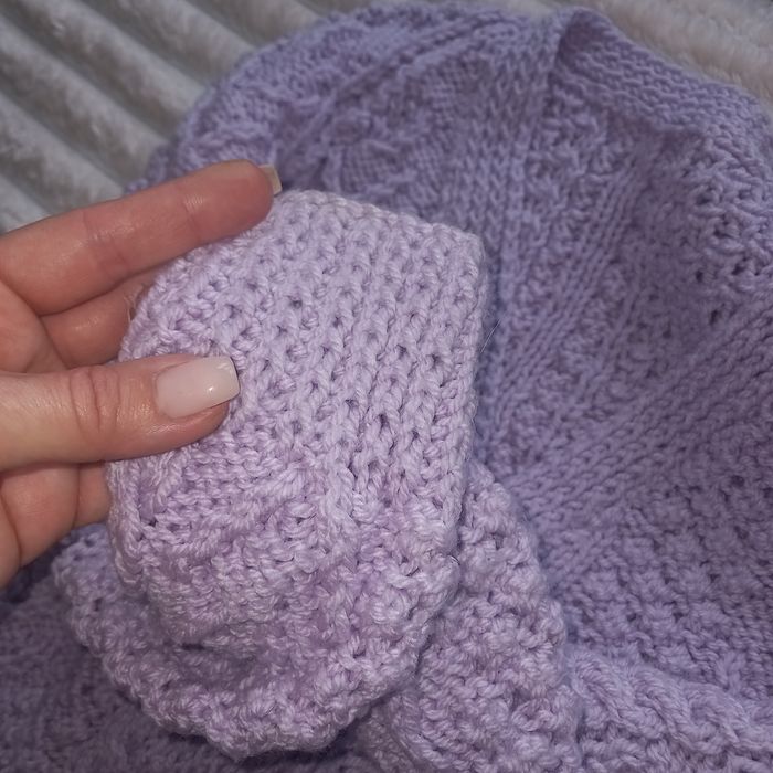 Кофточка на девочку джемпер на пуговицах на 9 -10 лет