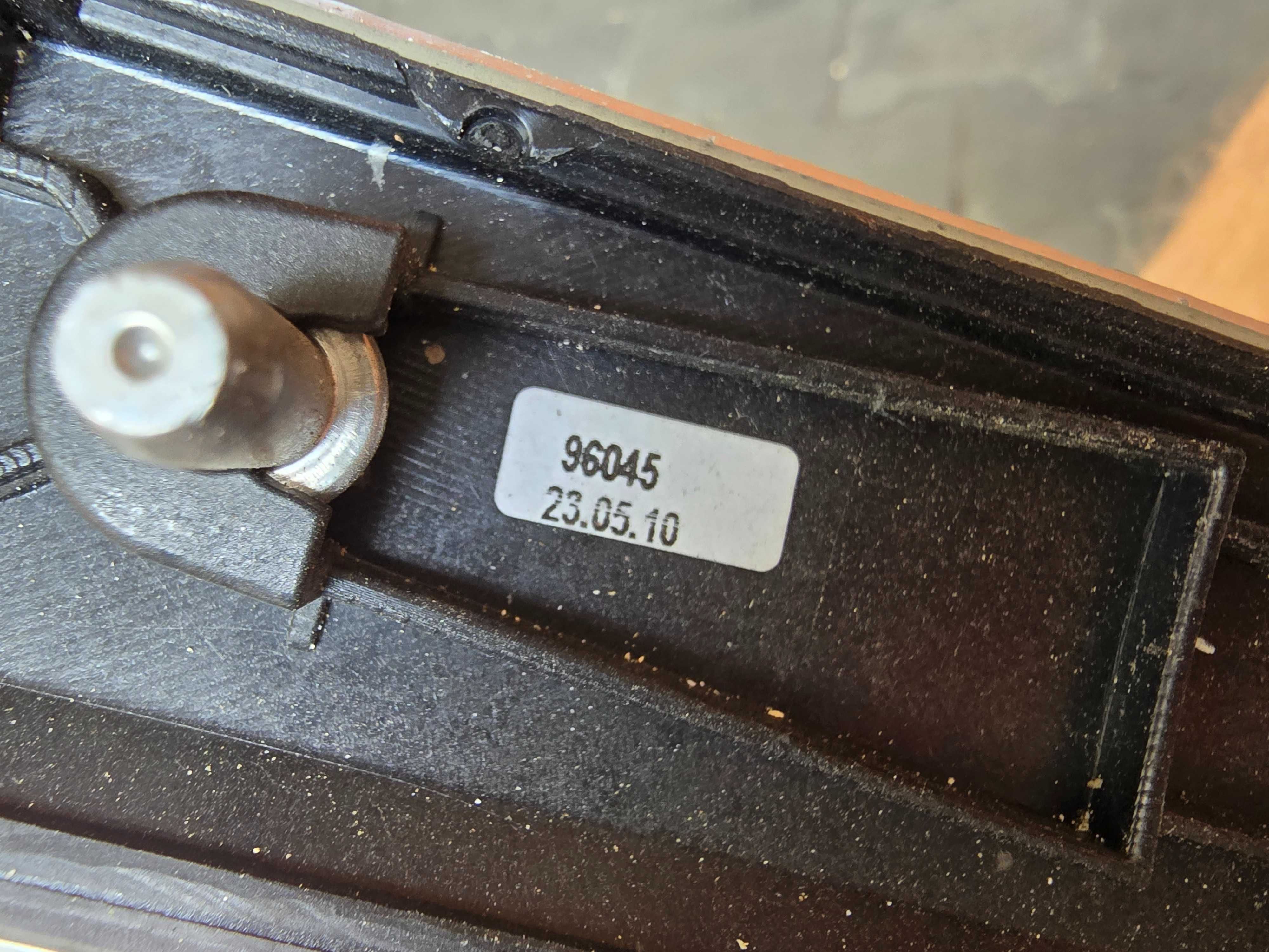 Oryginalny dekor BMW E92 OEM - szczotkowane aluminium mpakiet