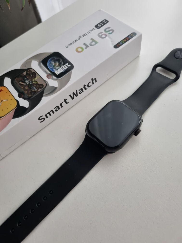 Smartwatch czarny *połączenia Bluetooth