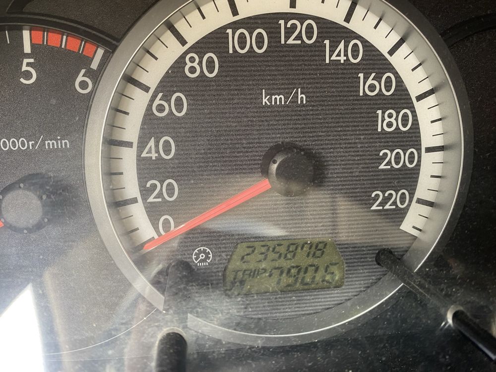 Mazda 5, 7 lugares 236000km