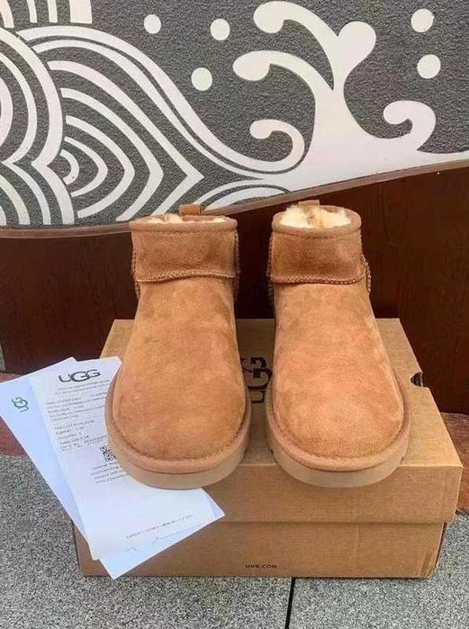 Buty UGG_Classic_UltraMini Trampki damskie R.40