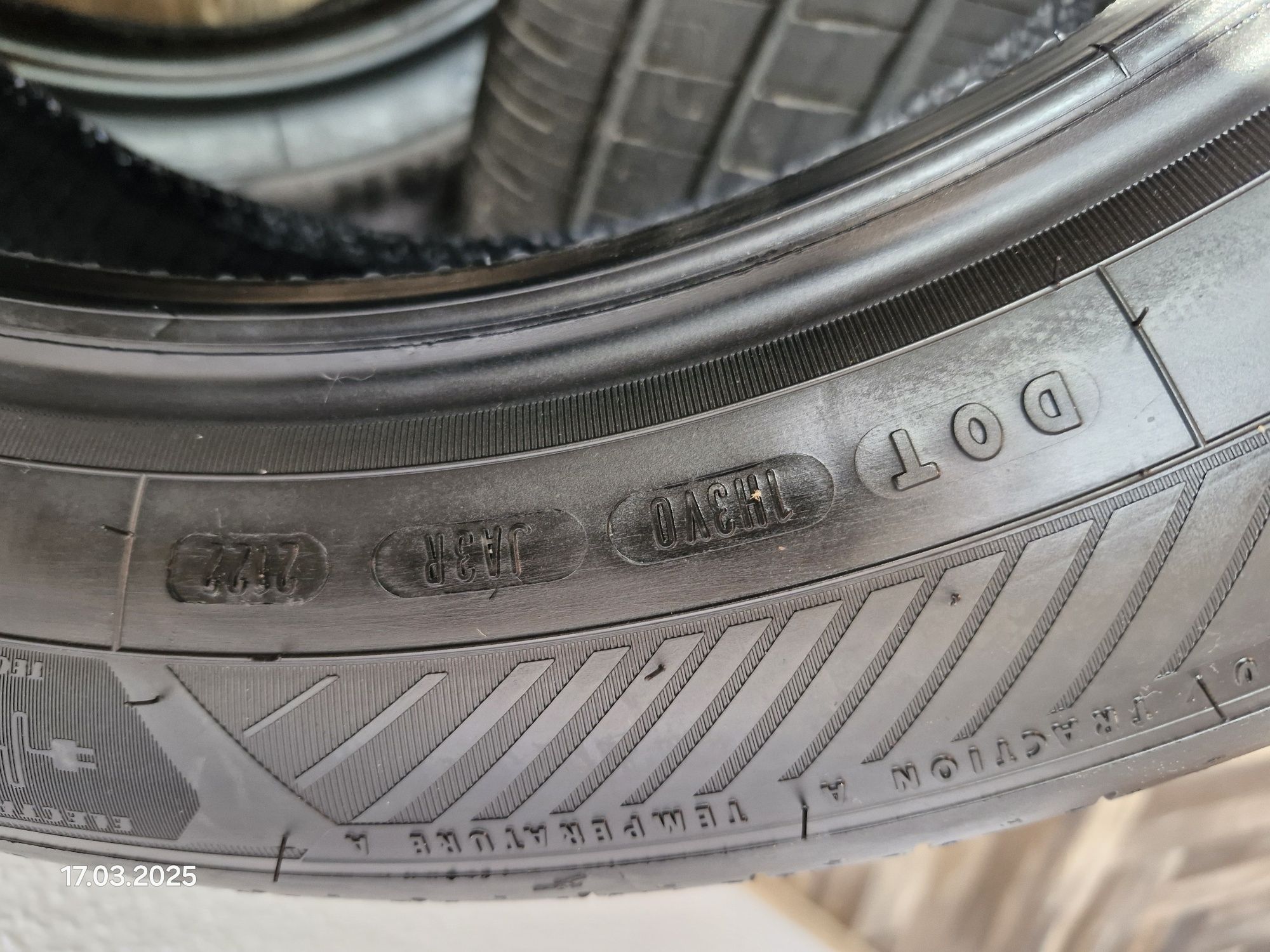 195/60R18 Goodyear EfficientGrip Performance 2 DEMO DOT2122