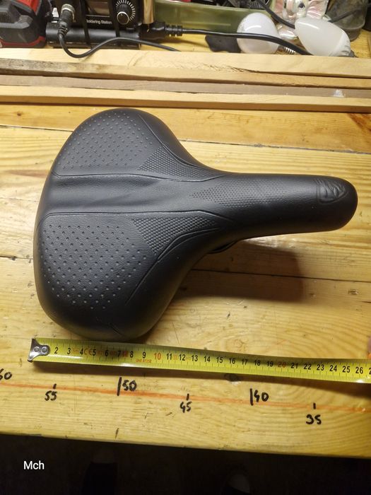 Siodełko rowerowe bosanno 3 zone , trekingowe.