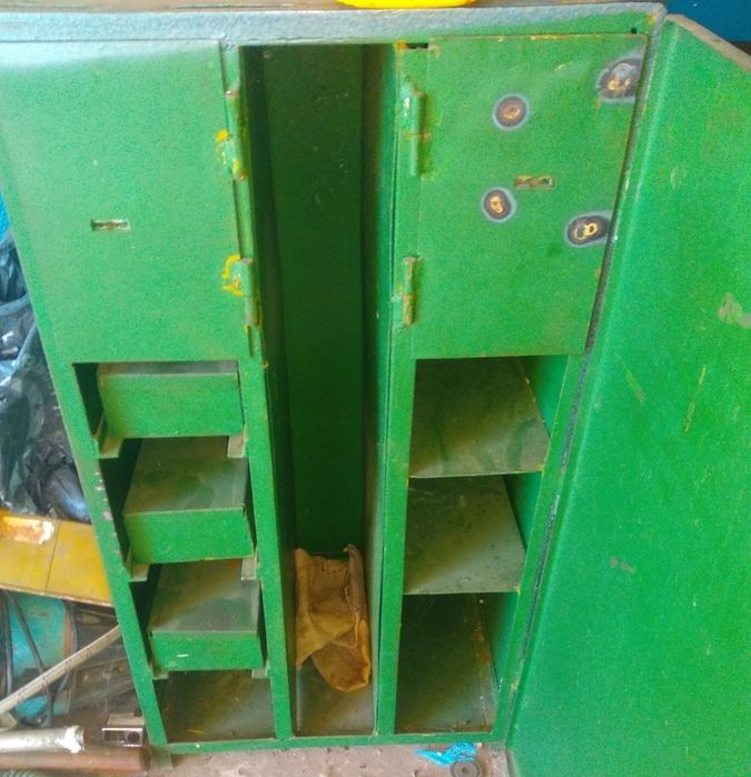 Сейф оружейный для хранения.