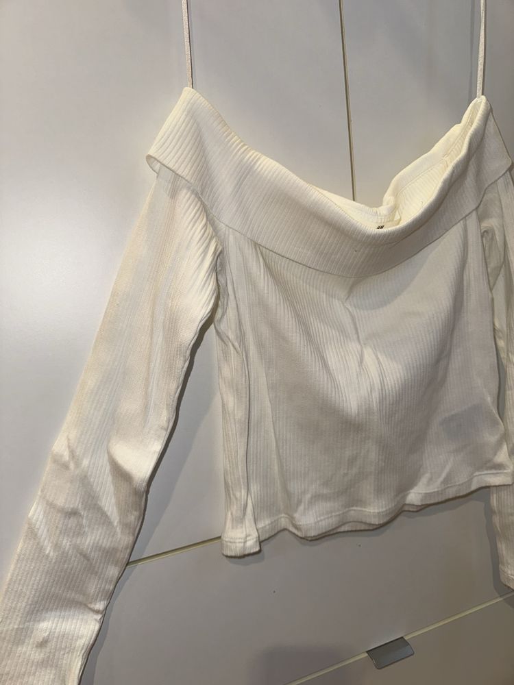 Biała bluzka z odkrytymi ramionami 146/252 H&M