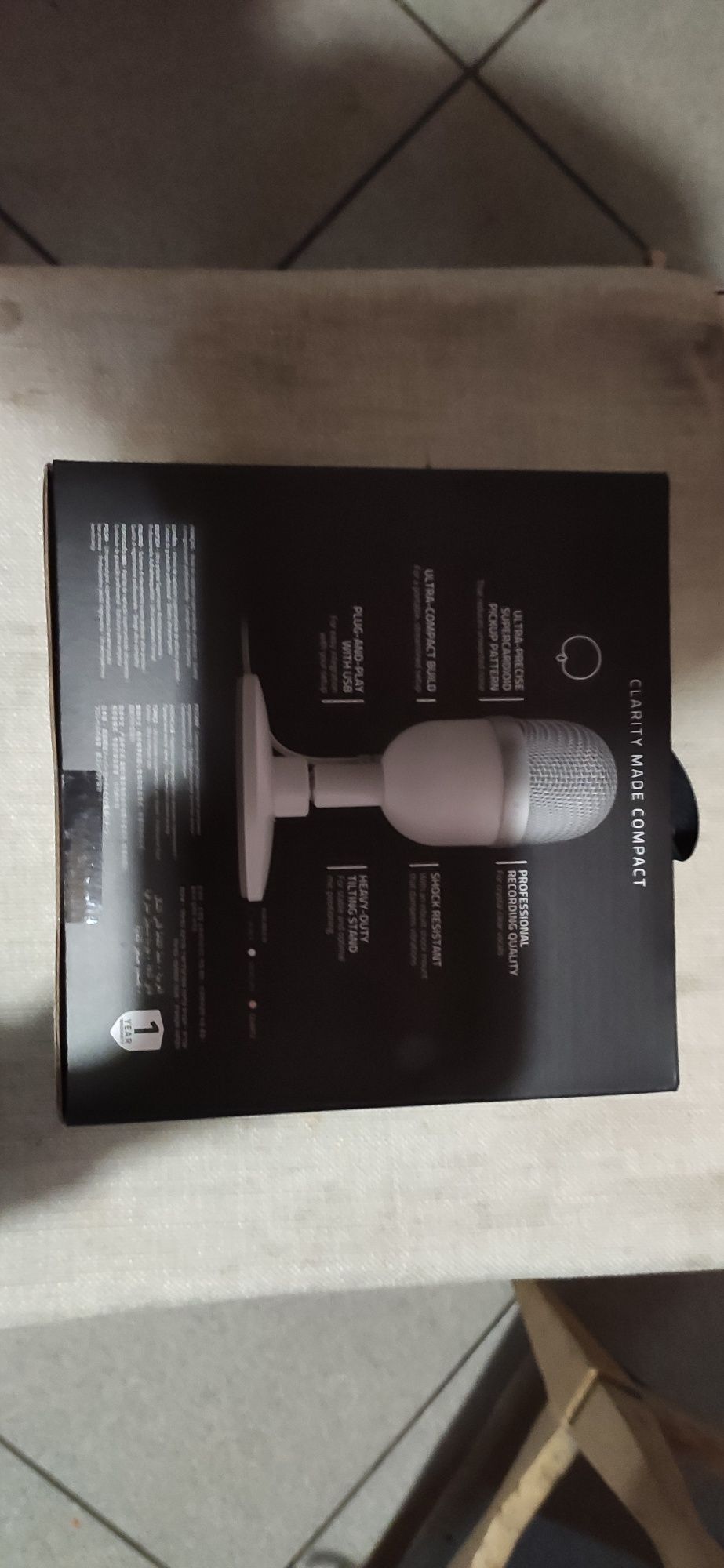 Мікрофон для ПК Razer Seiren mini Mercury (RZ19-03450300-R3M1)