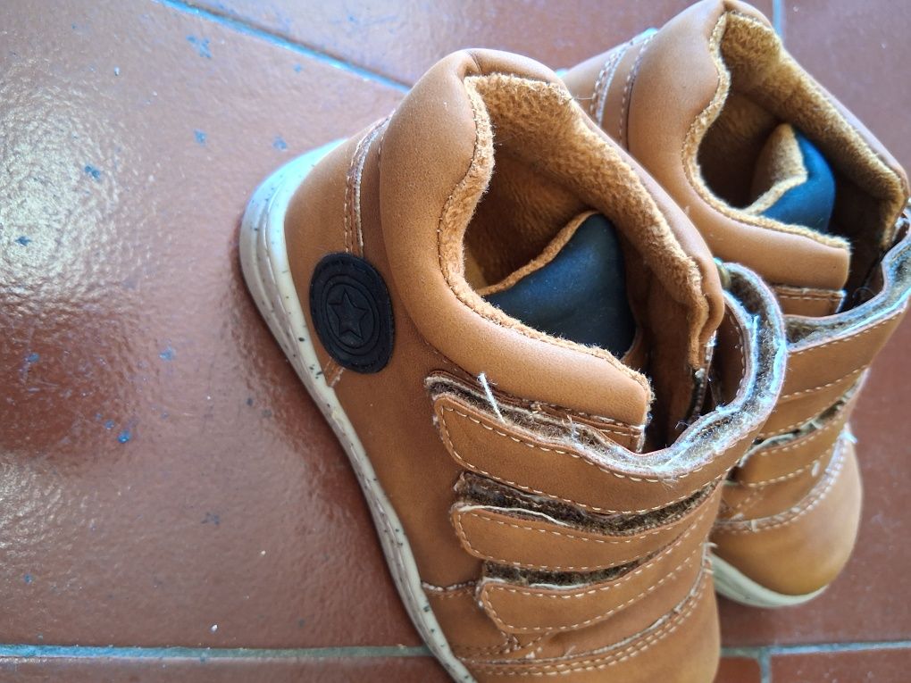 Sapatos crianca de marca