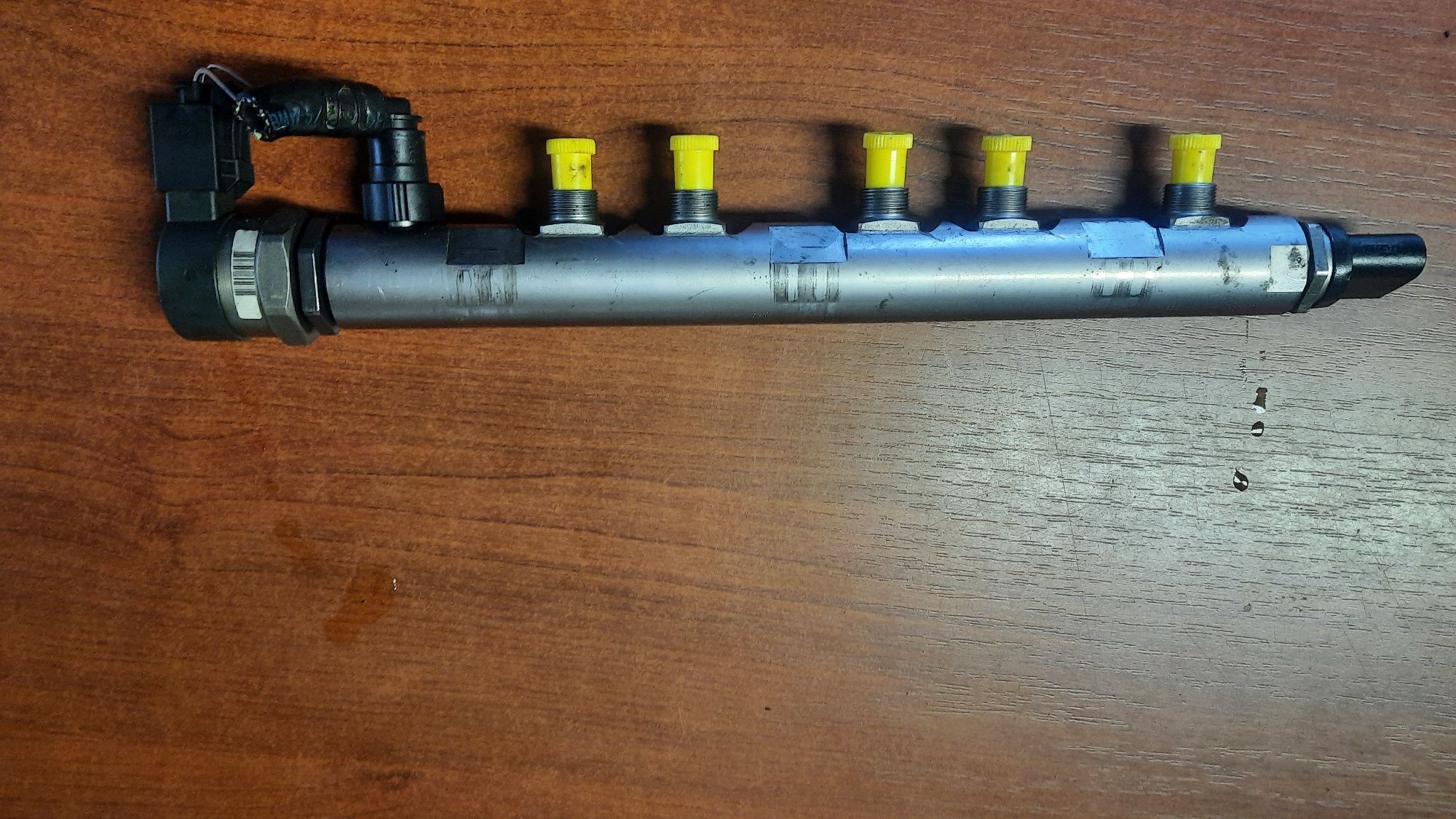 Listwa wtryskowa  BMW E90 N47 2.0D  044521.4183