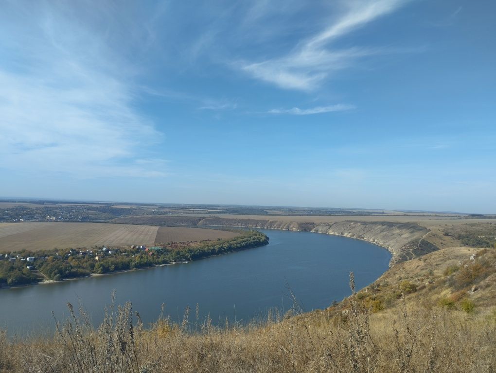 Земельна ділянка під будівництво с.Яруга