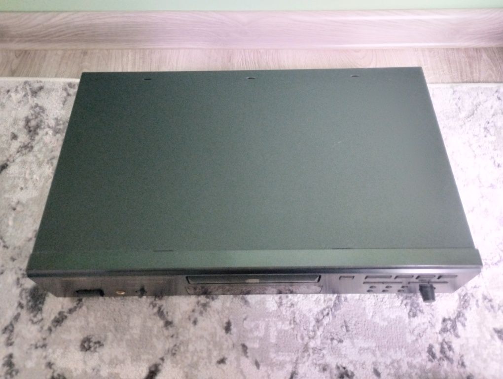 Denon dcd 755 ar z pilotem