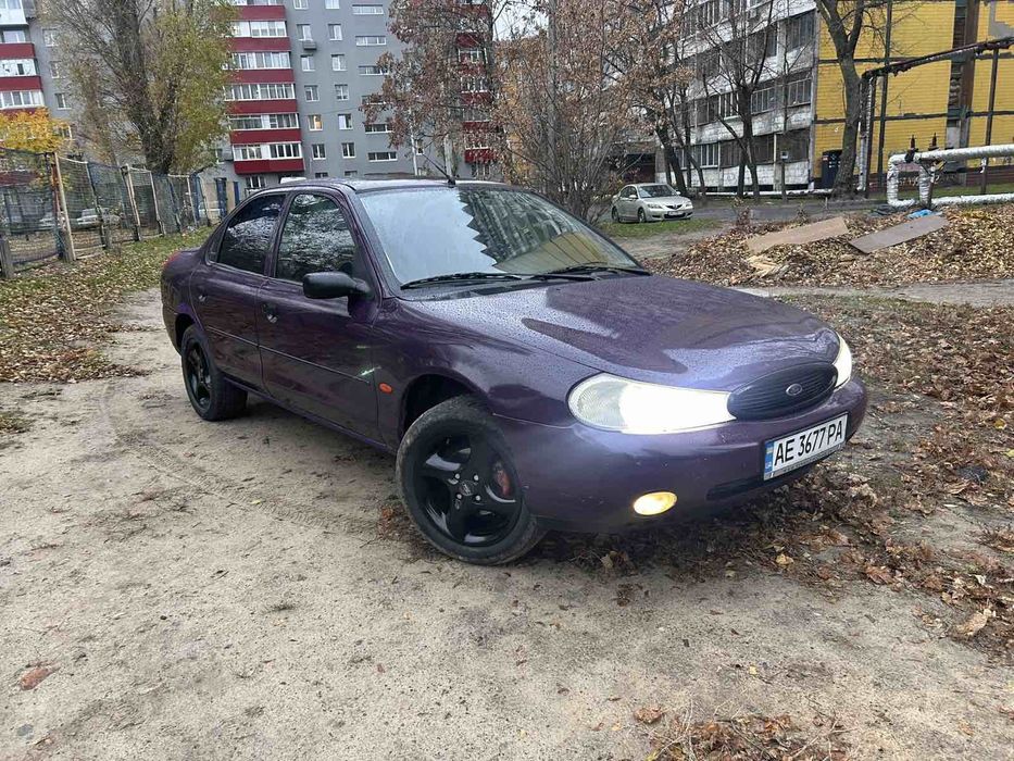 Форд мондео 2 на полном ходу