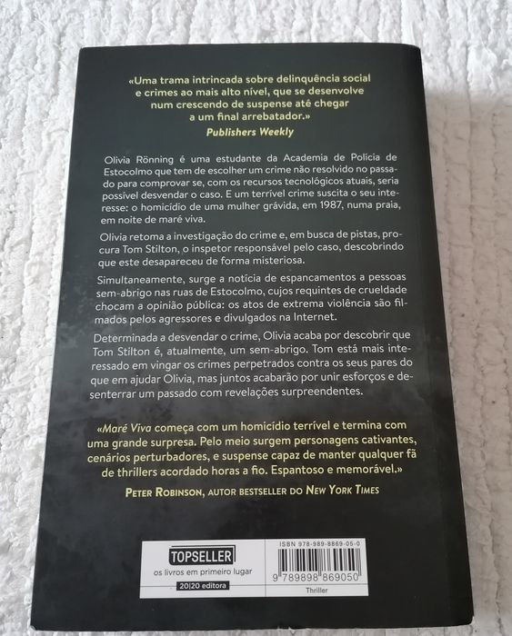 Livros policial como novos portes de envio incluídos