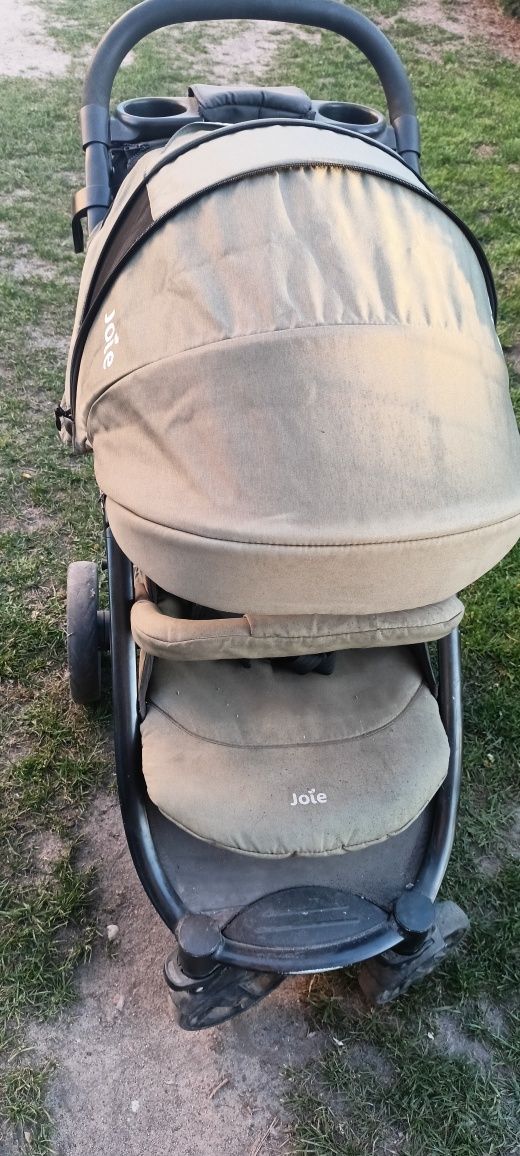 Wózek spacerowy Joie
