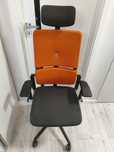 Steelcase Please v2 z zagłówkiem nowy model stan wzorowy
