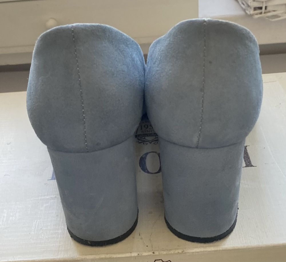 Buty na obcasie czółenka gołębi błękit 37 turkus skóra naturalna