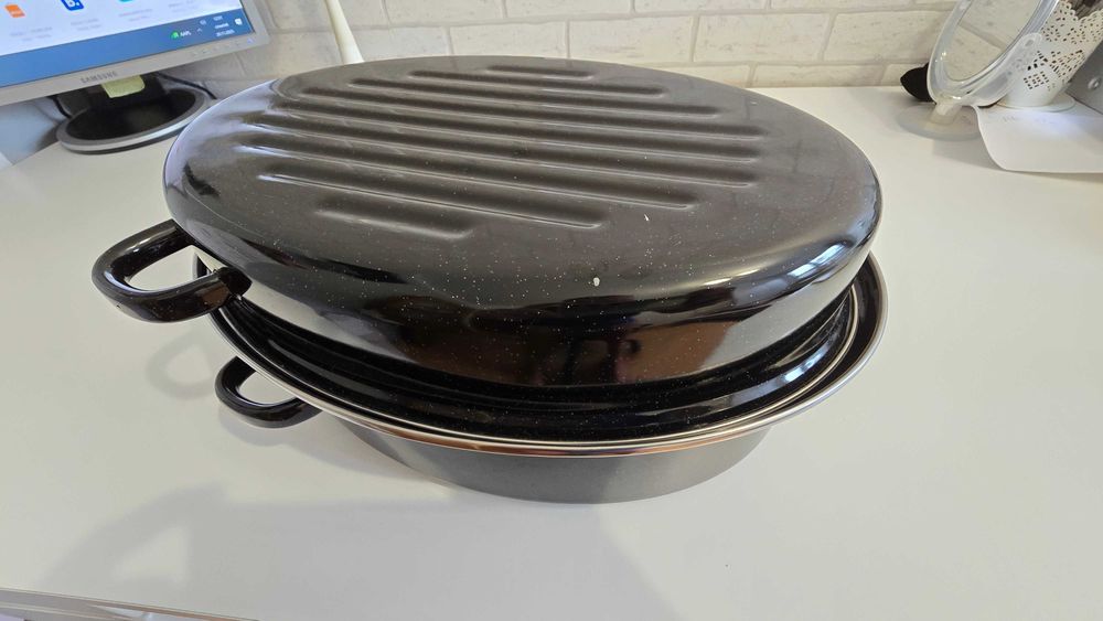 Brytfanka emaliowana nowa duża