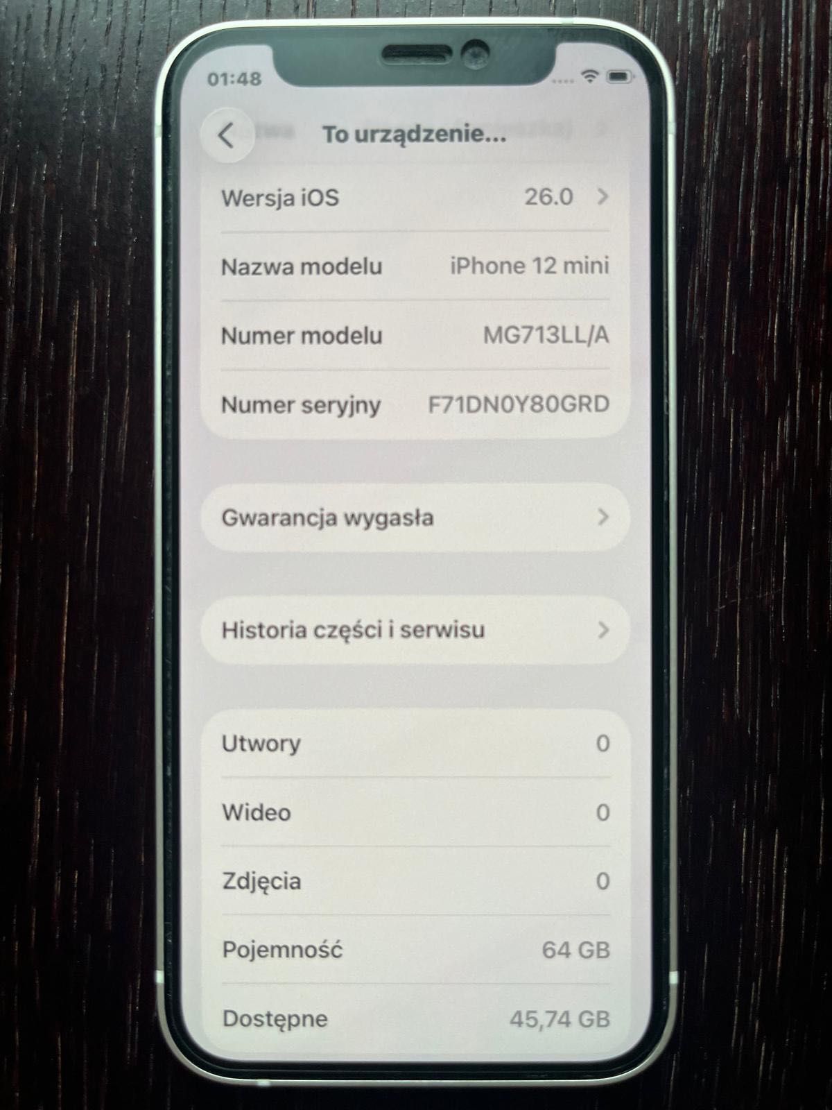 Smartfon Apple iPhone 12 Mini (biały), zainstalowany iOS 26