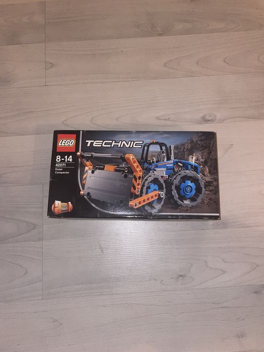 LEGO Dozer compactor