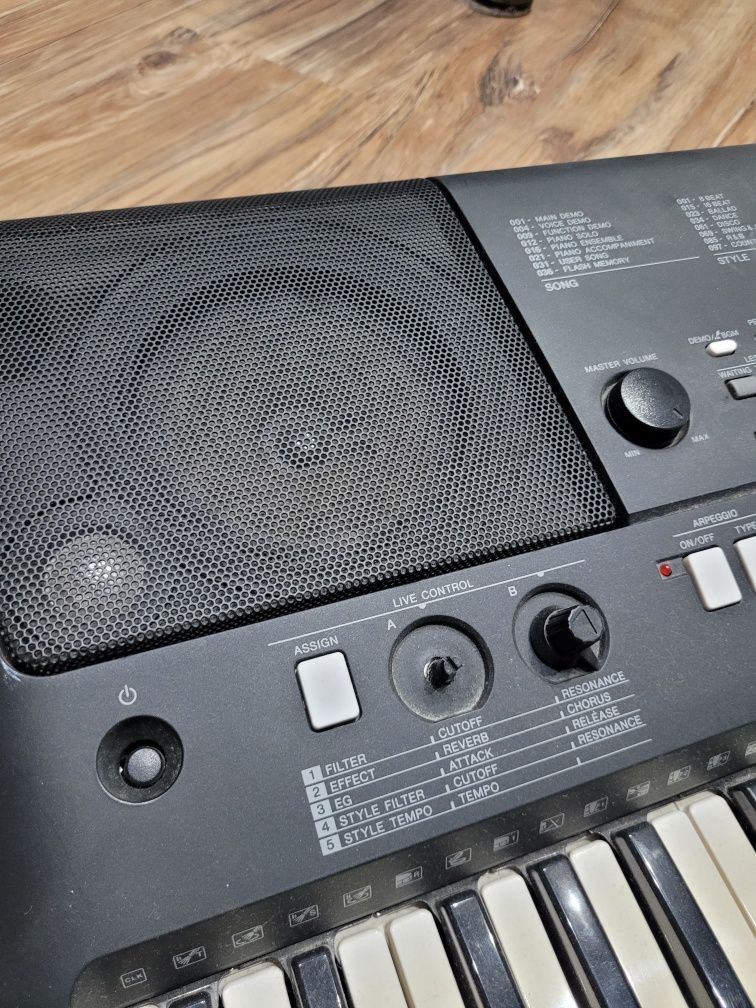 Yamaha par e423 keyboard
